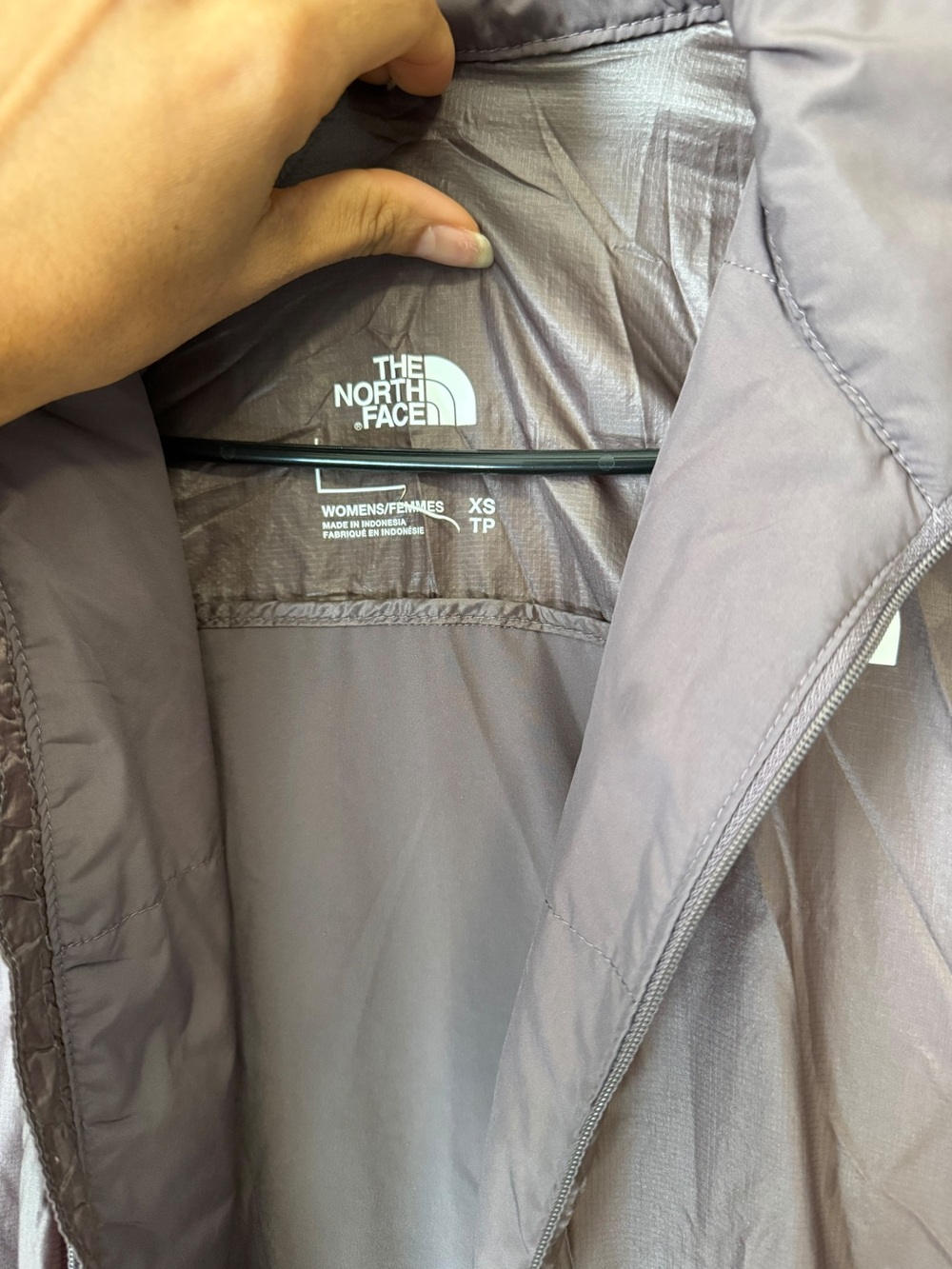 THE NORTH FACE WINTER WARM JACKET WOMEN'S SIZE: XS - Picture 8 of 13